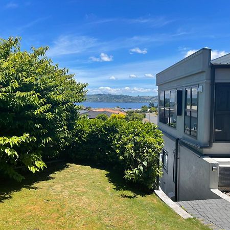 Lake Taupo Holiday Home Buitenkant foto